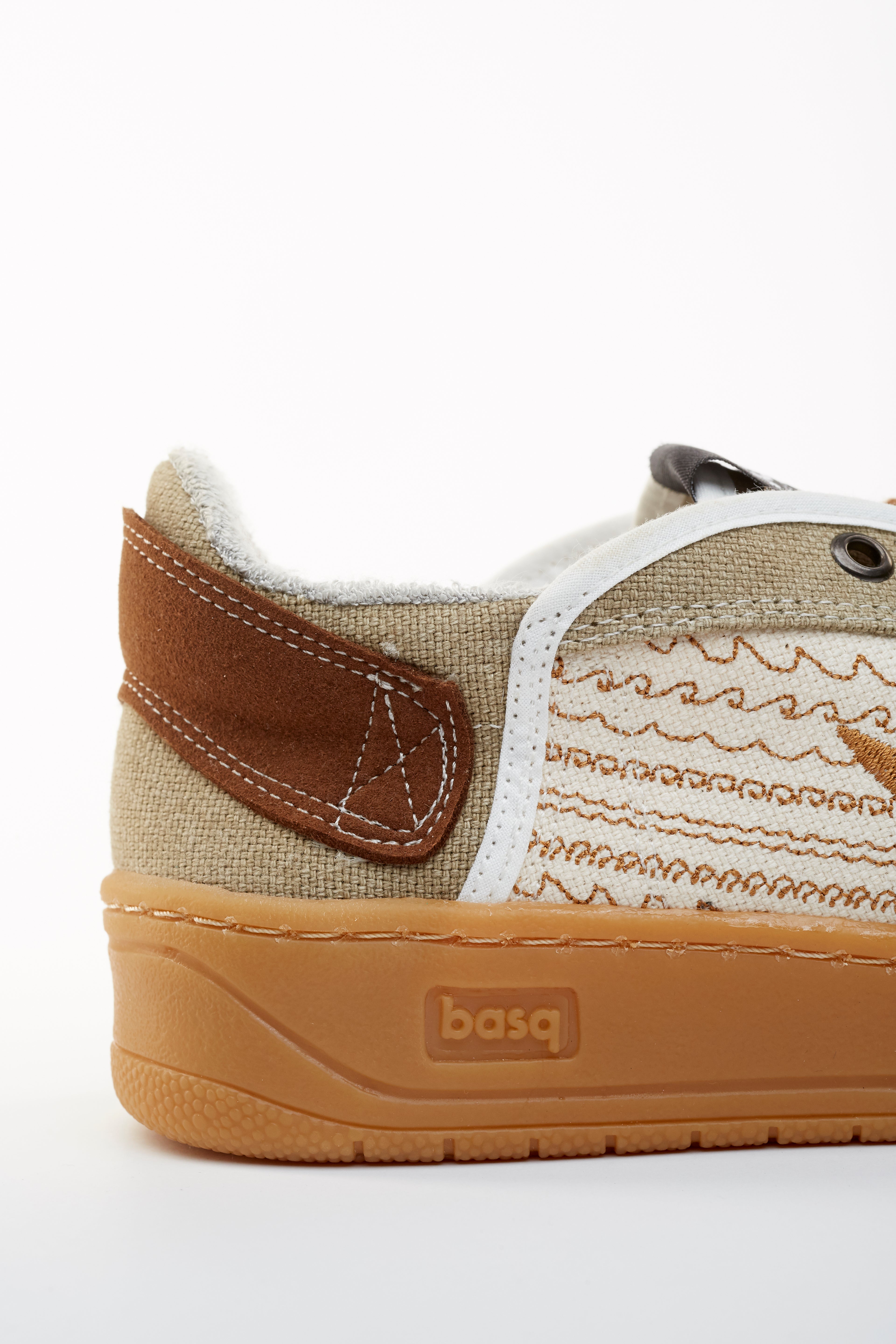 Nouveau Rokaputa kaki