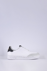 Kirra Sustainable Sneakers – 100% Recycled & Vegan | basq