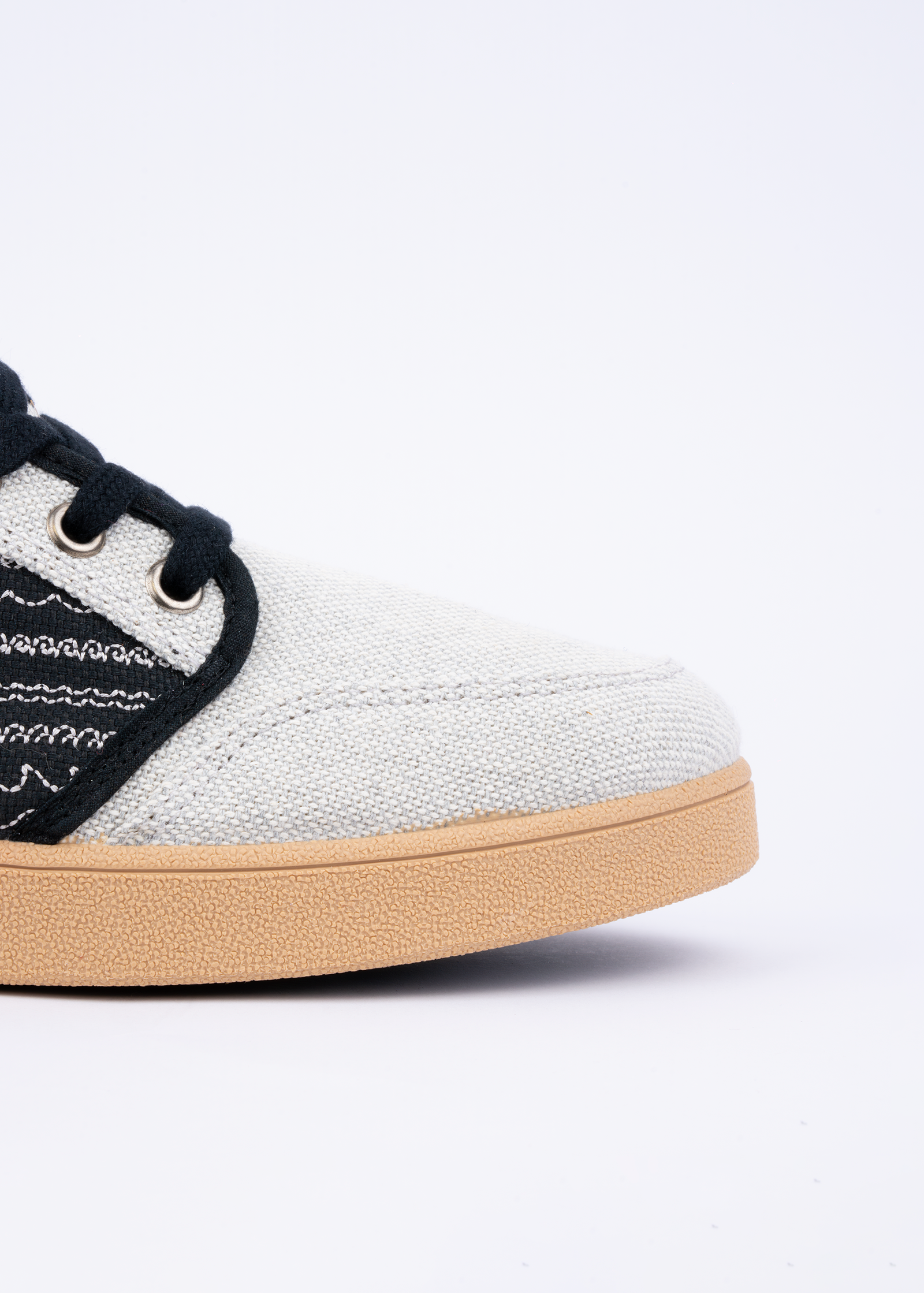 basq Rokaputa grey-black - 100% Sustainable  - Flaw 40€ Discount